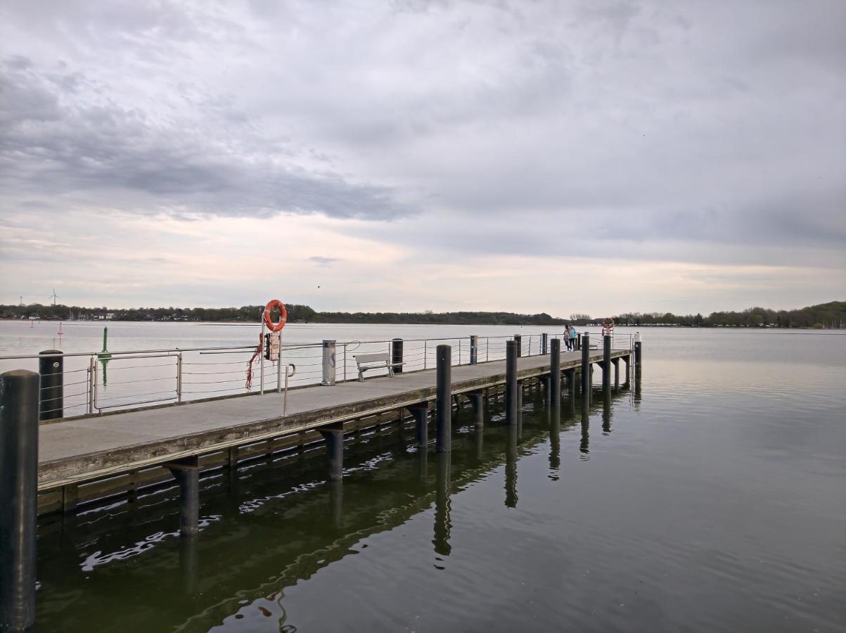 Ostsee Hausboot Schleswig Ostseeblick 1 Εξωτερικό φωτογραφία
